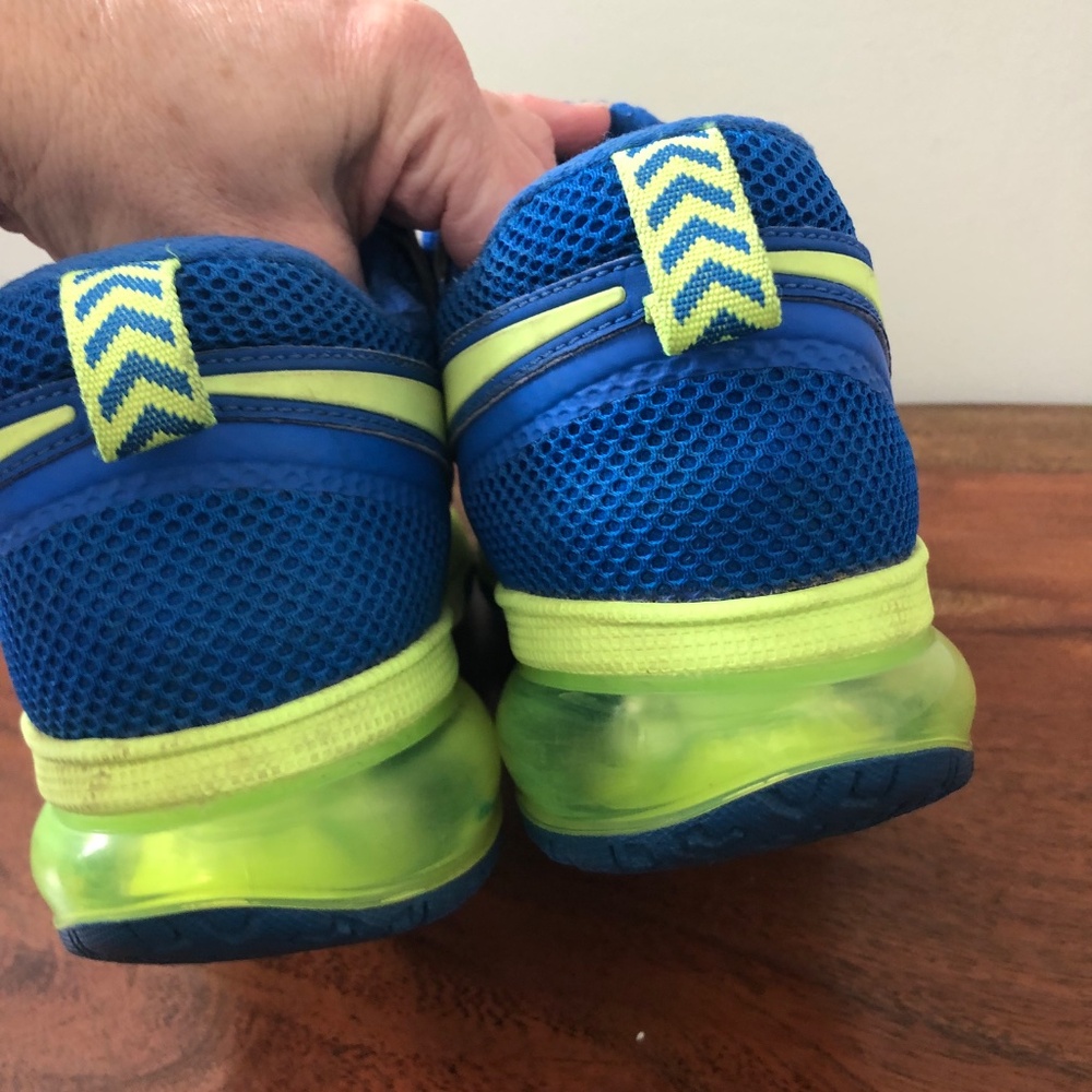 Nike Mens' 9 tennis shoes - Picture 7 of 14